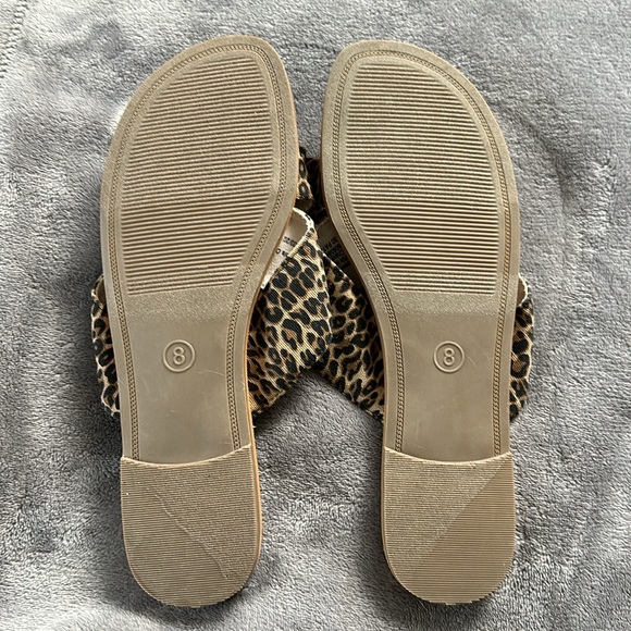 A new day Sandals - Picture 3 of 3